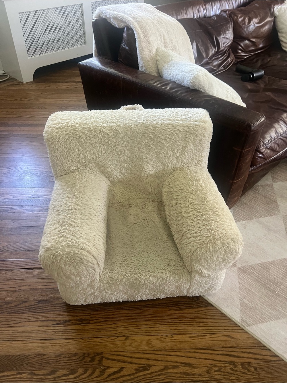 Pottery Barn Kid Cream Plush Sherpa Kids Anywhere Chair Cover only